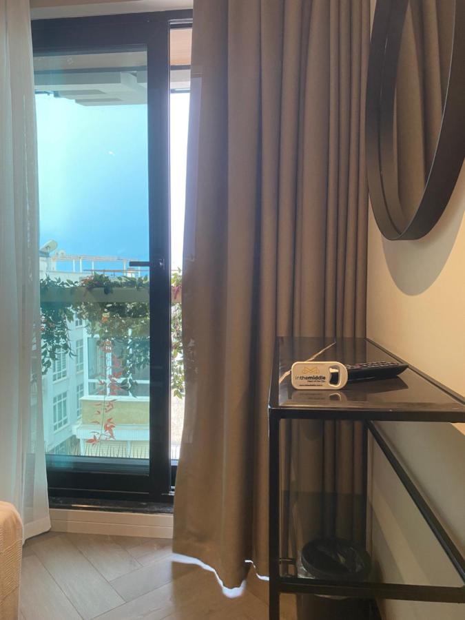 Otel In The Middle 3*